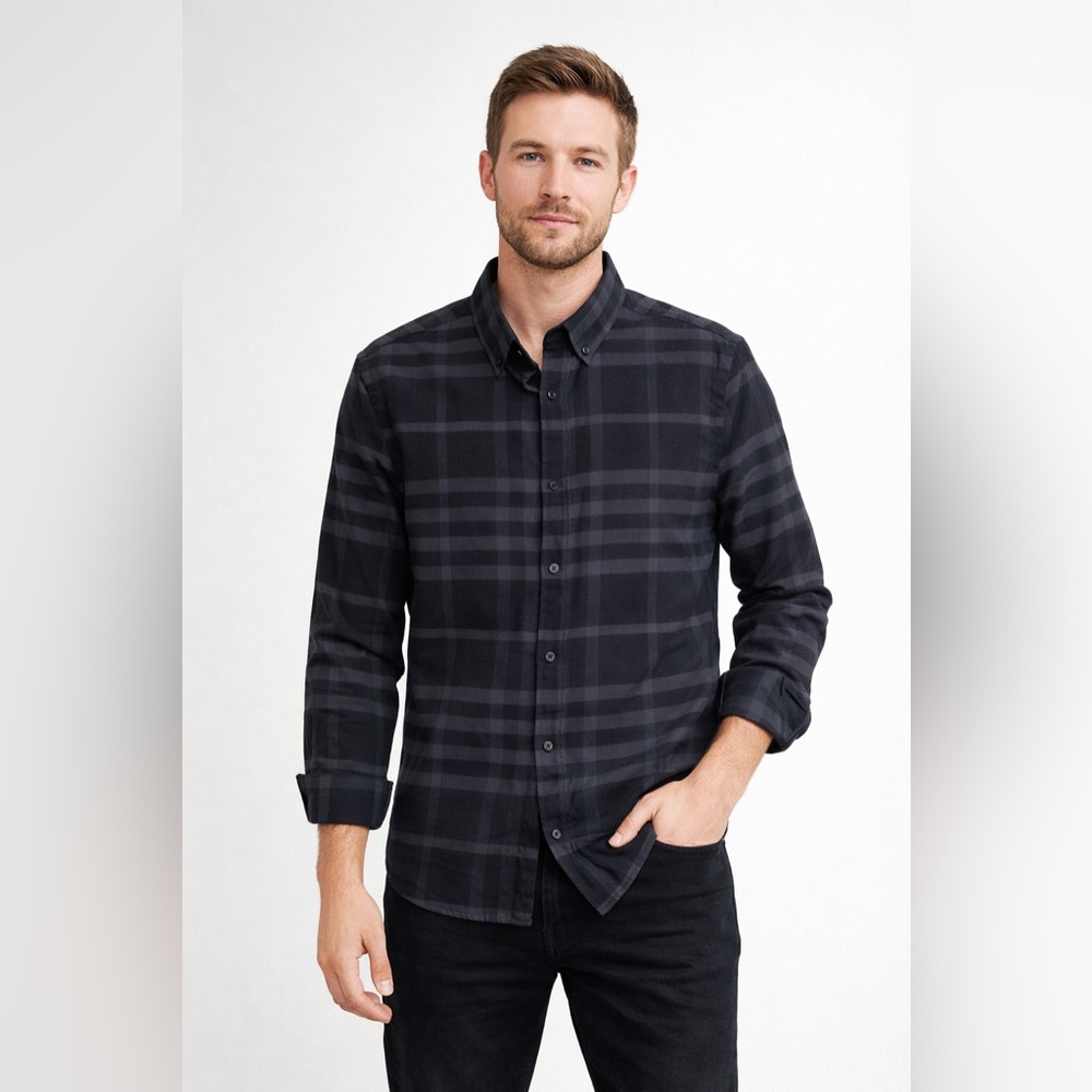 Express Men’s Plaid Button Down Shirt Black Gray Long Sleeve Casual Medium